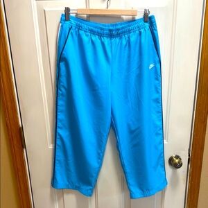 Teal blue and White Nike Wide Leg Cropped Capri Pants size L